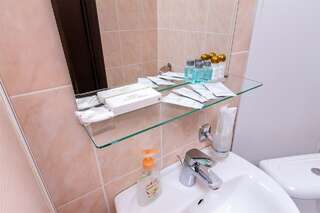 Отель Western Hotel Шерегеш Twin  Standart (Стандарт с двумя кроватями)-7
